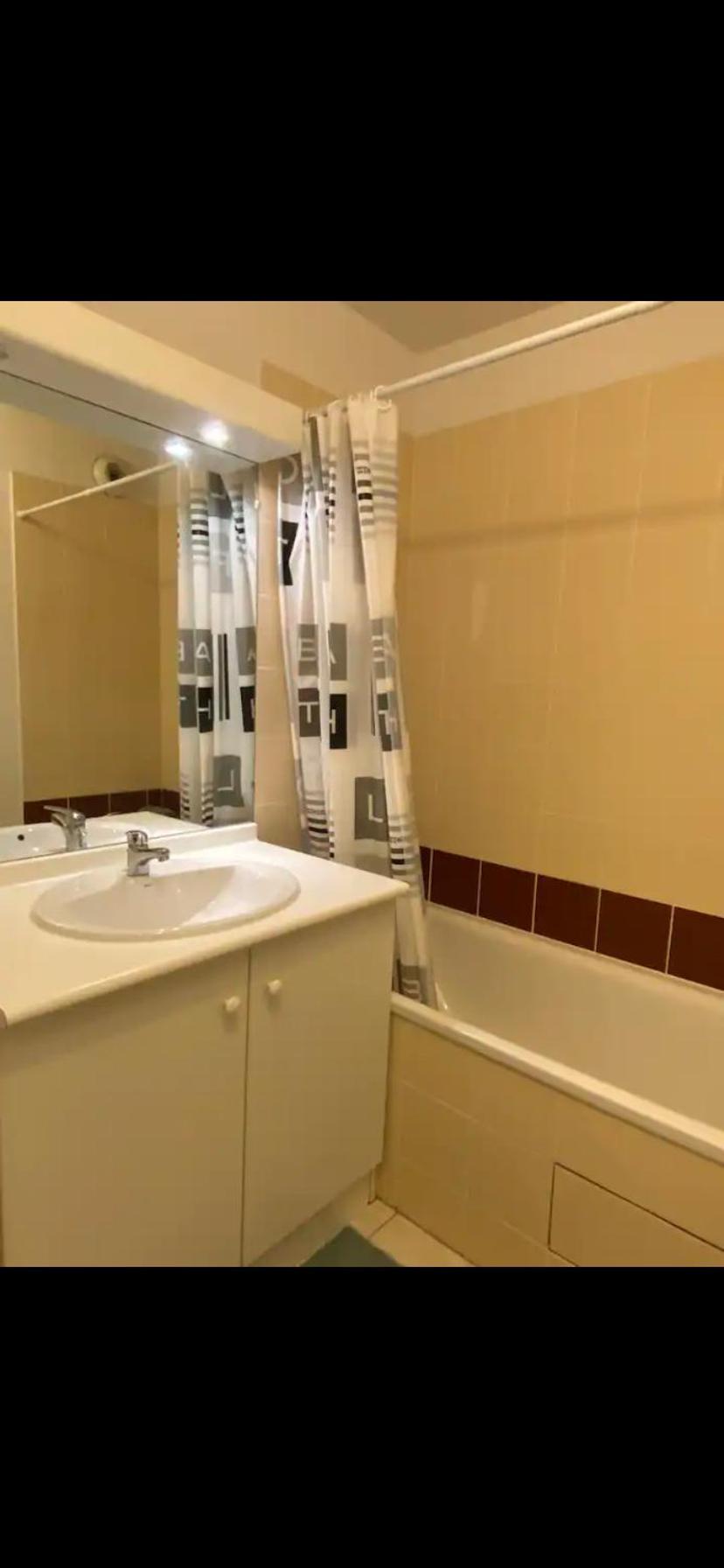 Appartement Calme Centre Ville Avec Place Parking Limoges Exterior photo
